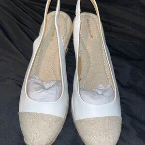 Easy Spirit Women's Cream and White Espadrille Slingbacks